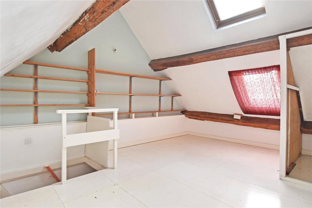 Attic Studio/Stores