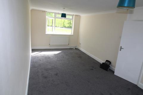 2 bedroom flat to rent, Eagle Way, Great Warley CM13