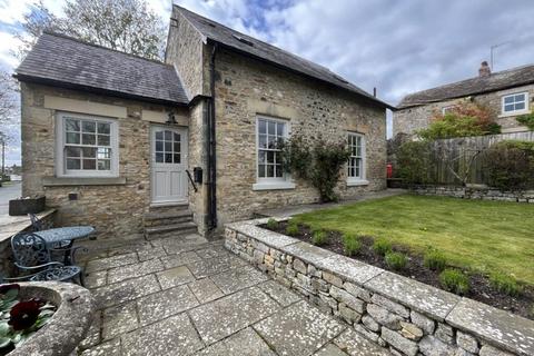 3 bedroom character property for sale, The Old School House, Thornton Steward