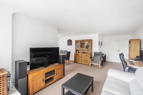 2 bedroom apartment for sale, Stroudwater Park, Weybridge, Surrey, KT13
