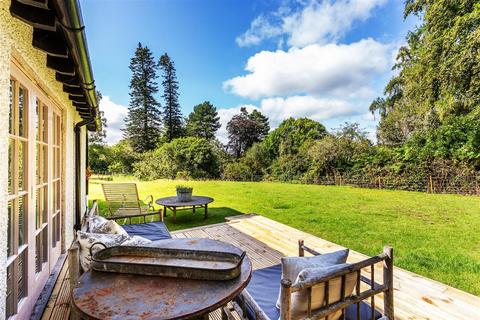 2 bedroom detached house to rent, Feathercombe Lane, Hambledon, Godalming, GU8