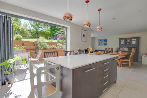 43 Oakley Road, Caversham, Reading, RG4 7RN