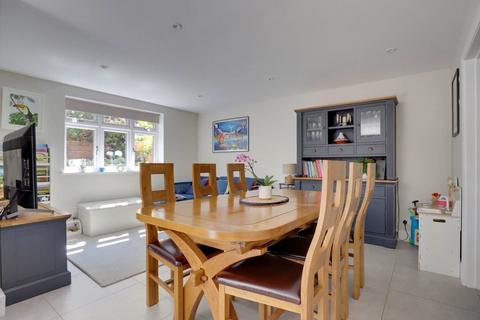 43 Oakley Road, Caversham, Reading, RG4 7RN