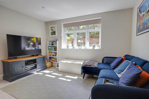 43 Oakley Road, Caversham, Reading, RG4 7RN