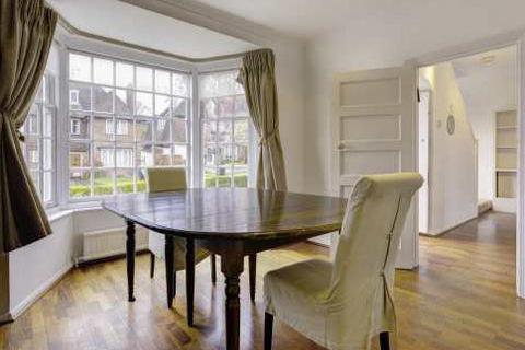 4 bedroom semi-detached house to rent, Gurney Drive,London,  N2