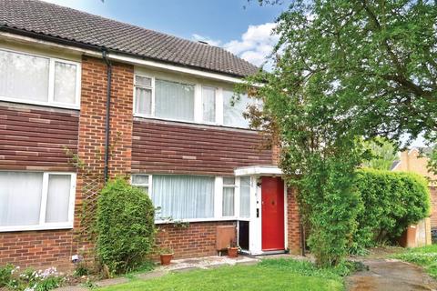 Redhill - 3 bedroom end of terrace house for sale