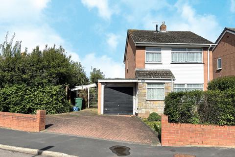 3 bedroom detached house for sale, 67 Fieldhouse Drive, Muxton, Telford