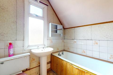 26 Berkeley Road, Bedford, MK42 9UY