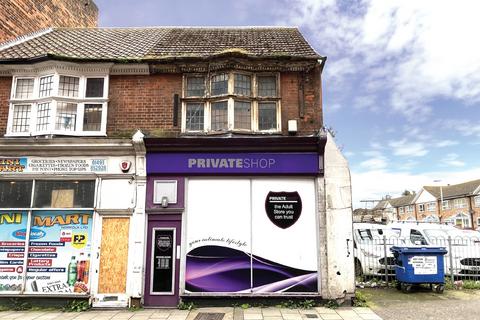 Shop for sale, 3 Howard Street North, Great Yarmouth