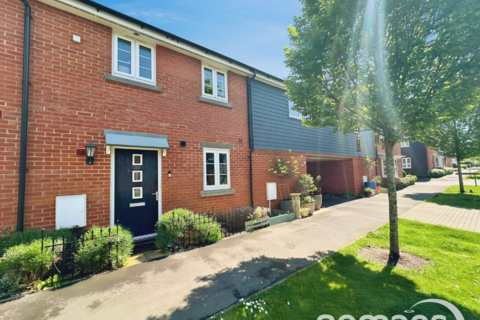 3 bedroom terraced house for sale, Hutchins Way, Basingstoke, Hampshire