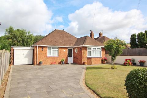 2 bedroom bungalow for sale, Cissbury Avenue, Findon Valley, Worthing, West Sussex, BN14