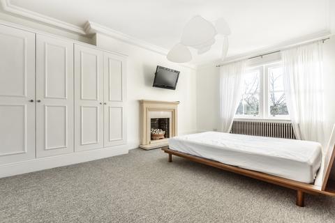 2 bedroom flat to rent, Lewisham Way London SE4