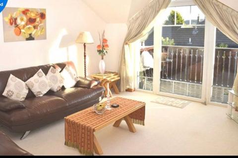 2 bedroom flat to rent, St Devenicks Crescent, Cults, Aberdeen, Aberdeen, AB15