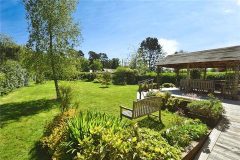 Pippins Canada Road, West Wellow, Romsey, SO51 6DD