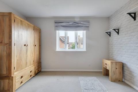 2 bedroom maisonette for sale, Goddard Way, Chelmsford CM2