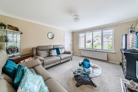 165 Park View, Crewkerne, TA18 8JH