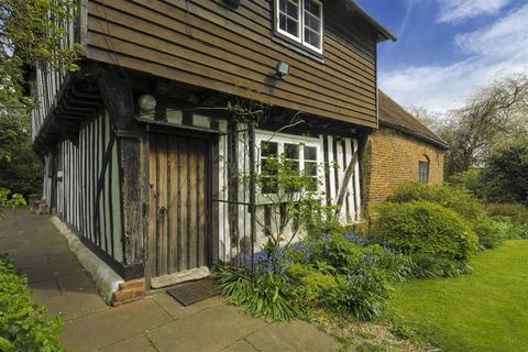 2 bedroom cottage for sale, Fairbrook Cottage, Staple Street, Hernhill