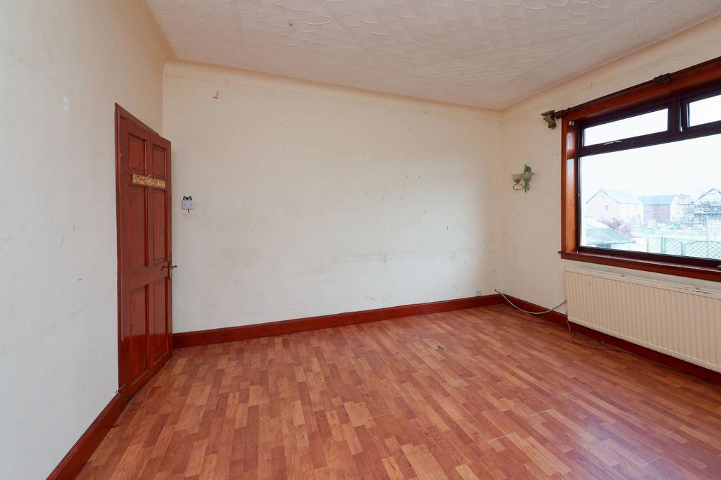 18 Braehead Avenue, Ayr, KA8 0JY 3 bed semidetached bungalow for sale