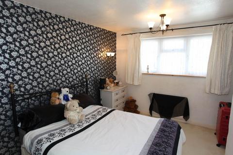 28 Mutton Lane, Potters Bar, EN6 2PA