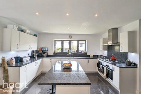 19 Amethyst Road, Swindon, SN25 2SF