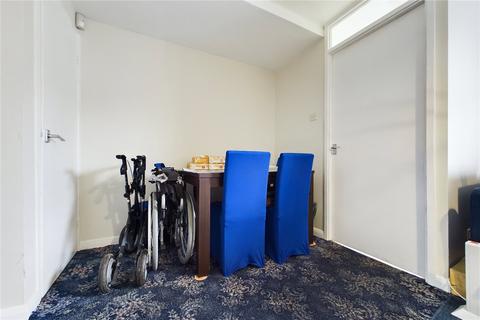12 Eldart Close, Tilehurst, Reading, RG30 4BX