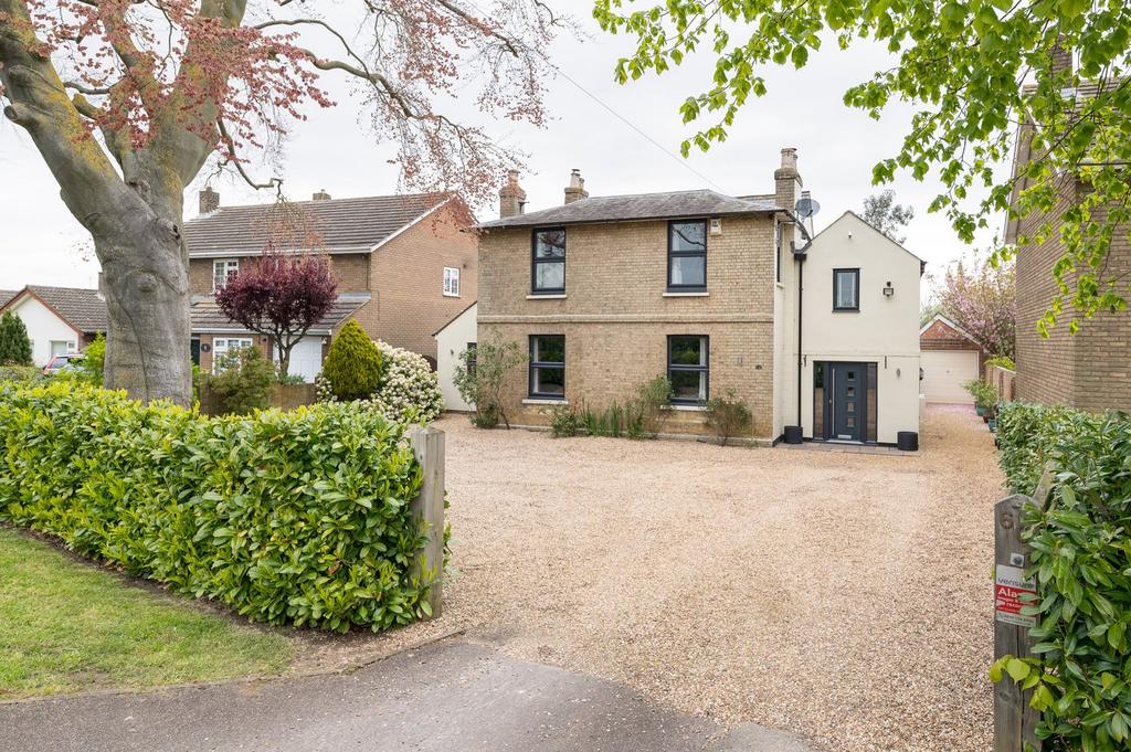 Barford Road, Blunham, Bedfordshire... 4 bed detached house for sale
