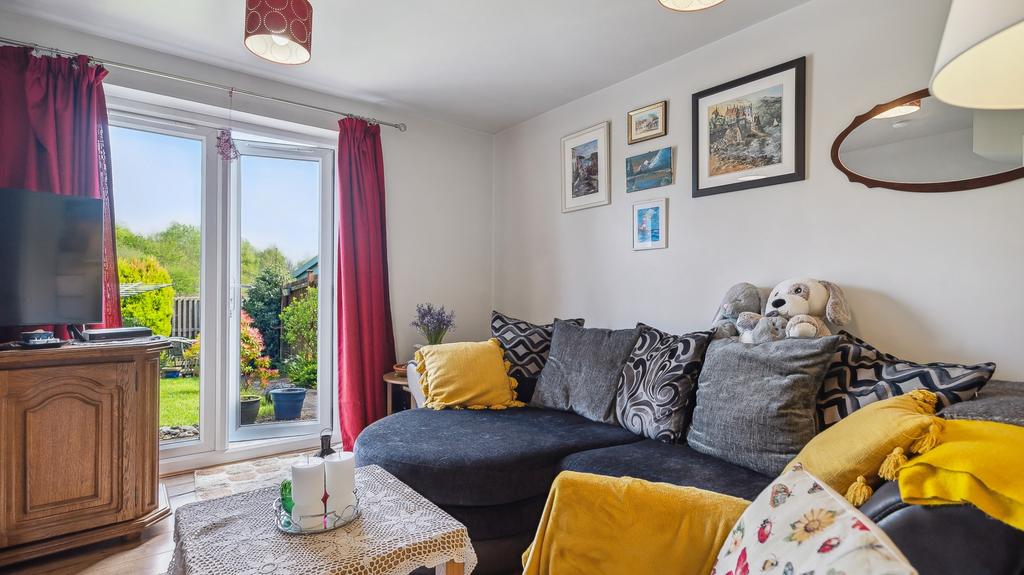 Garganey, Alloa, Clackmannanshire... 2 bed terraced house for sale £