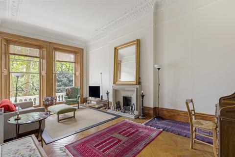 2 bedroom apartment for sale, Cornwall Gardens, South Kensington, London SW7