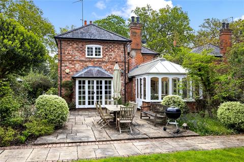Heath Cottage Alms Heath, Ockham, Woking, GU23 6NZ