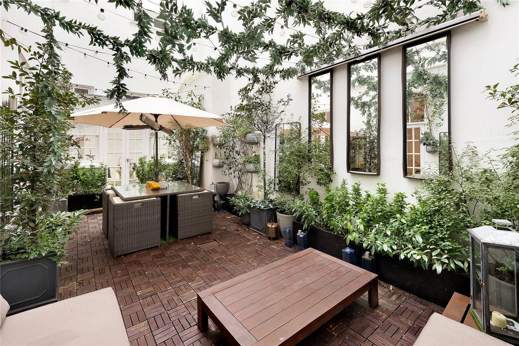 Flat 1 - Garden