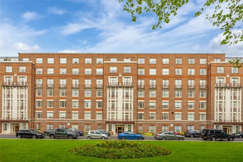 3 bedroom apartment for sale, Eyre Court, Finchley Road, St John's Wood, London, NW8