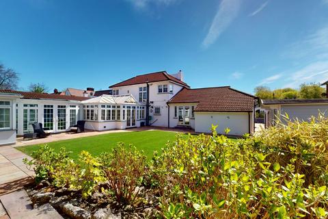 4 bedroom detached house for sale, Ancaster Road, West Park, Leeds, West Yorkshire