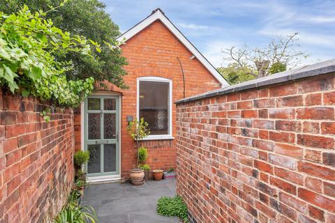 3 bedroom detached bungalow for sale, West Street, Bourne, PE10