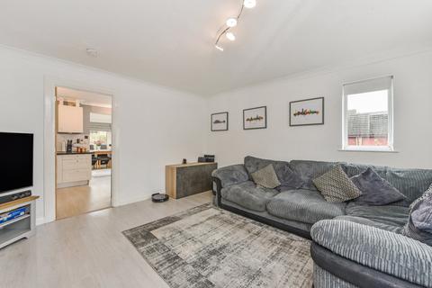 21 Thirlmere Close, Bordon, GU35 0NW