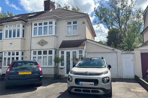 3 bedroom end of terrace house for sale, Chadville Gardens, Chadwell Heath, RM6