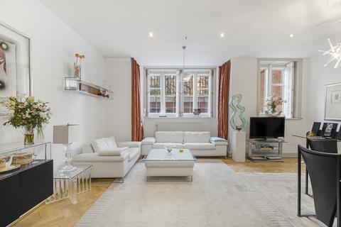 3 bedroom apartment for sale, Lennox Gardens, Knightsbridge, London SW1X