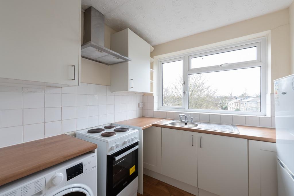 Kingswood Road, Leytonstone, London, E11 1SF 1 bed apartment to rent
