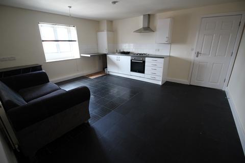 2 bedroom flat to rent, Ripponden Road, Oldham, OL1