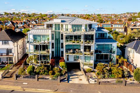 undefined, Chalkwell SS0