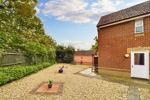 3 bedroom detached house for sale, Coltsfoot Way, Thetford