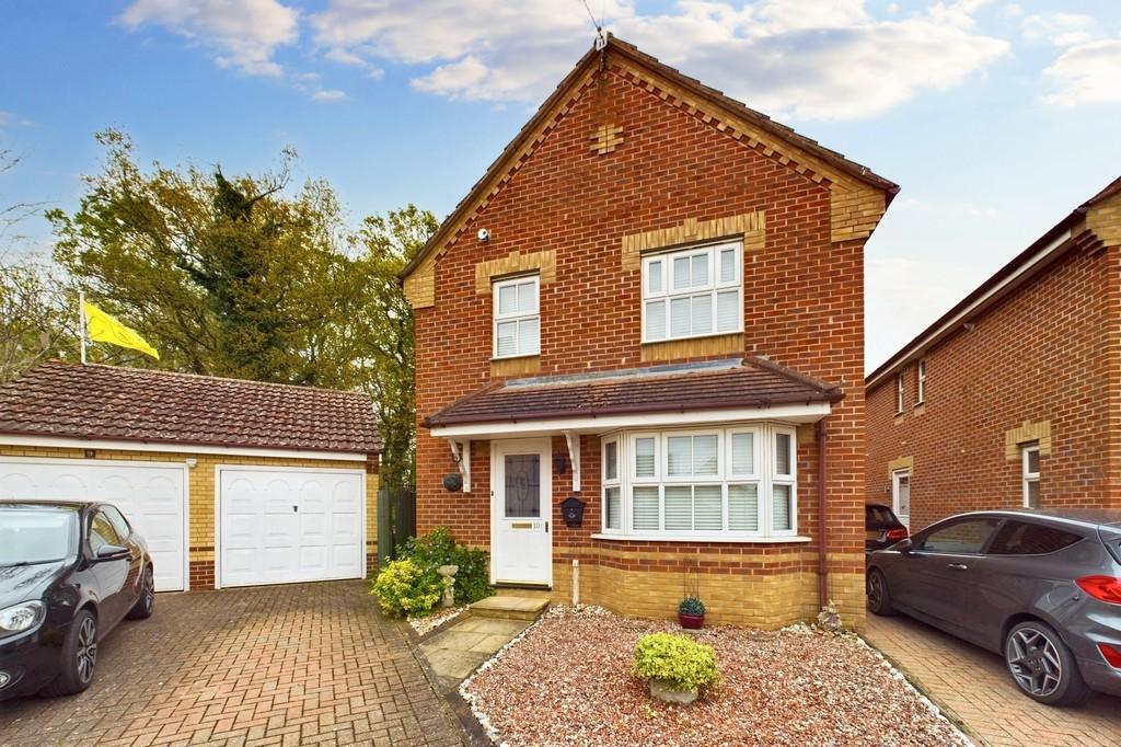 Coltsfoot Way, Thetford 3 bed detached house for sale £250,000