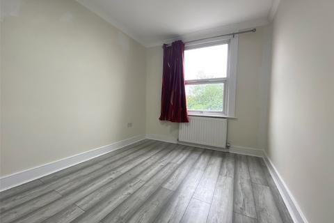 5 bedroom flat to rent, Brentford, Brentford TW8