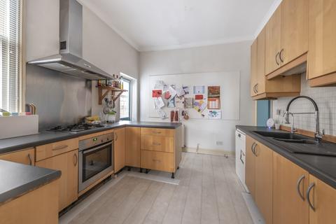 4 bedroom house to rent, Eastmearn Road London SE21