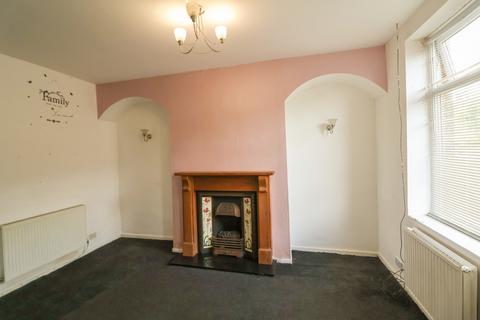 2 bedroom end of terrace house for sale, Queen Street, Glossop SK13