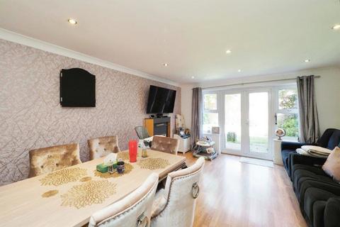 3 bedroom semi-detached house for sale, Glover Road, Derby DE74