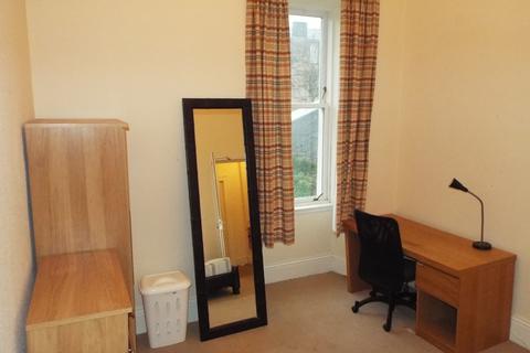 5 bedroom flat to rent, Grant Street, Woodlands G3