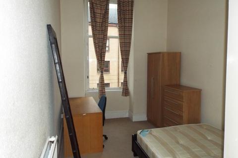 5 bedroom flat to rent, Grant Street, Woodlands G3
