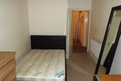5 bedroom flat to rent, Grant Street, Woodlands G3