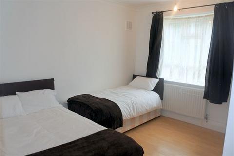 3 bedroom ground floor flat to rent, Erlanger Road, New Cross, London,
