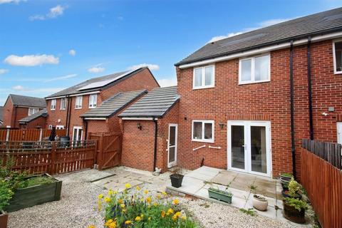3 bedroom semi-detached house to rent, Kirby Street, Mexborough
